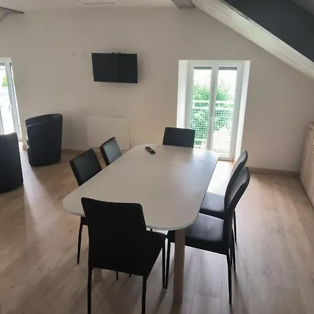 - Etoile Des Neiges - Refait A Neuf - 2 Wifi - Randonnee La Roche Des Fees Ла-Бурбуль