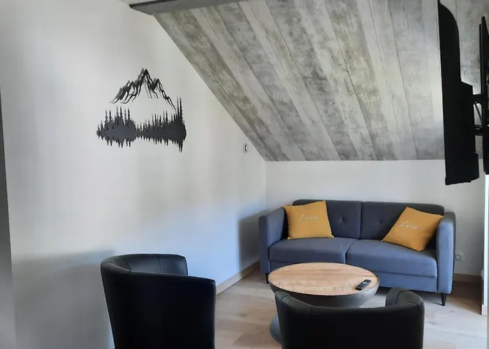 - Etoile Des Neiges - Refait A Neuf - 2 Wifi - Randonnee La Roche Des Fees Апартаменты Ла-Бурбуль