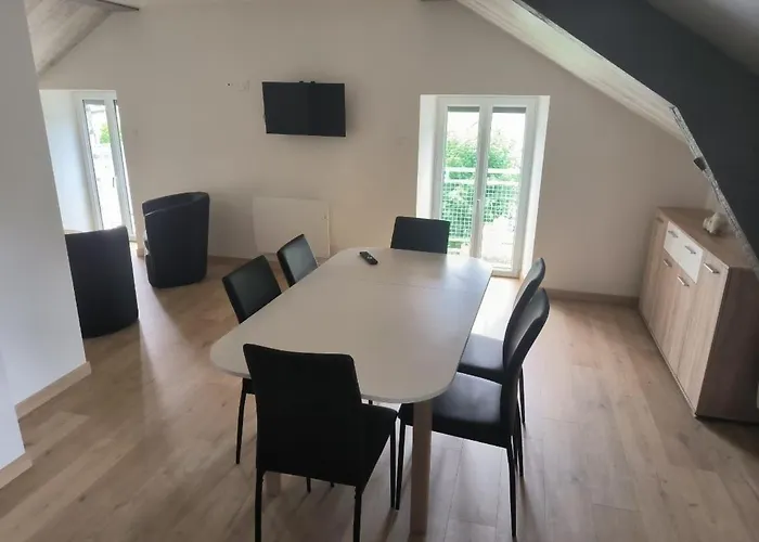 - Etoile Des Neiges - Refait A Neuf - 2 Wifi - Randonnee La Roche Des Fees Ла-Бурбуль